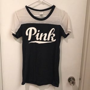 Victoria Secret Tee-Shirt